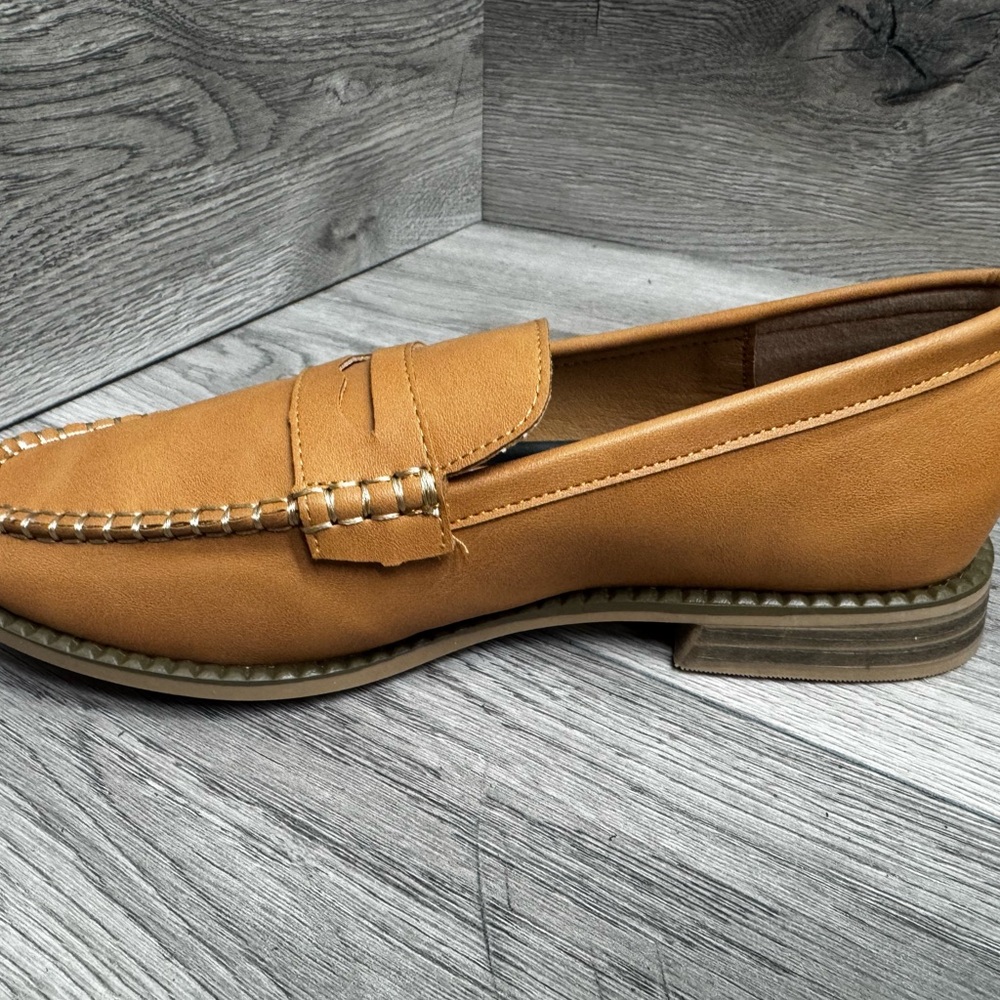 Kayleen by Los Angeles Somi 28 tan brown women’s loafers casual shoes 8.5 NIB - Picture 3 of 8